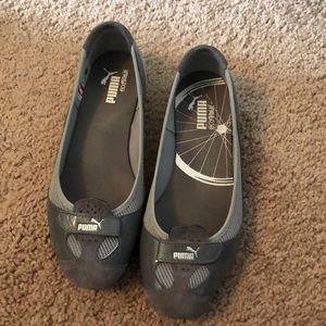 PUMA flats